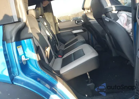 2021 Ford Bronco Wildtrak z USA, uszkodzony, nr VIN 1FMEE5DP8MLA61821